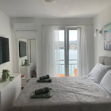 Modern Strandlage * Trogir